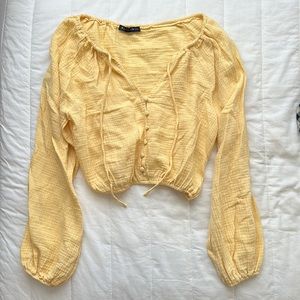 OLLIE COTTON BUTTON DOWN CROP TOP - PALE YELLOW